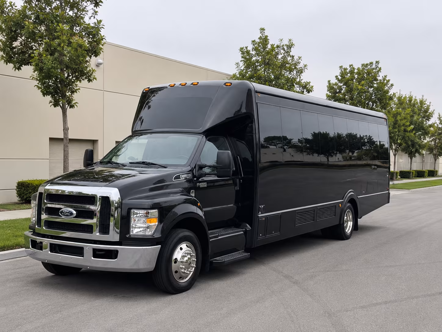 affordable omaha prom party bus prices split across your group