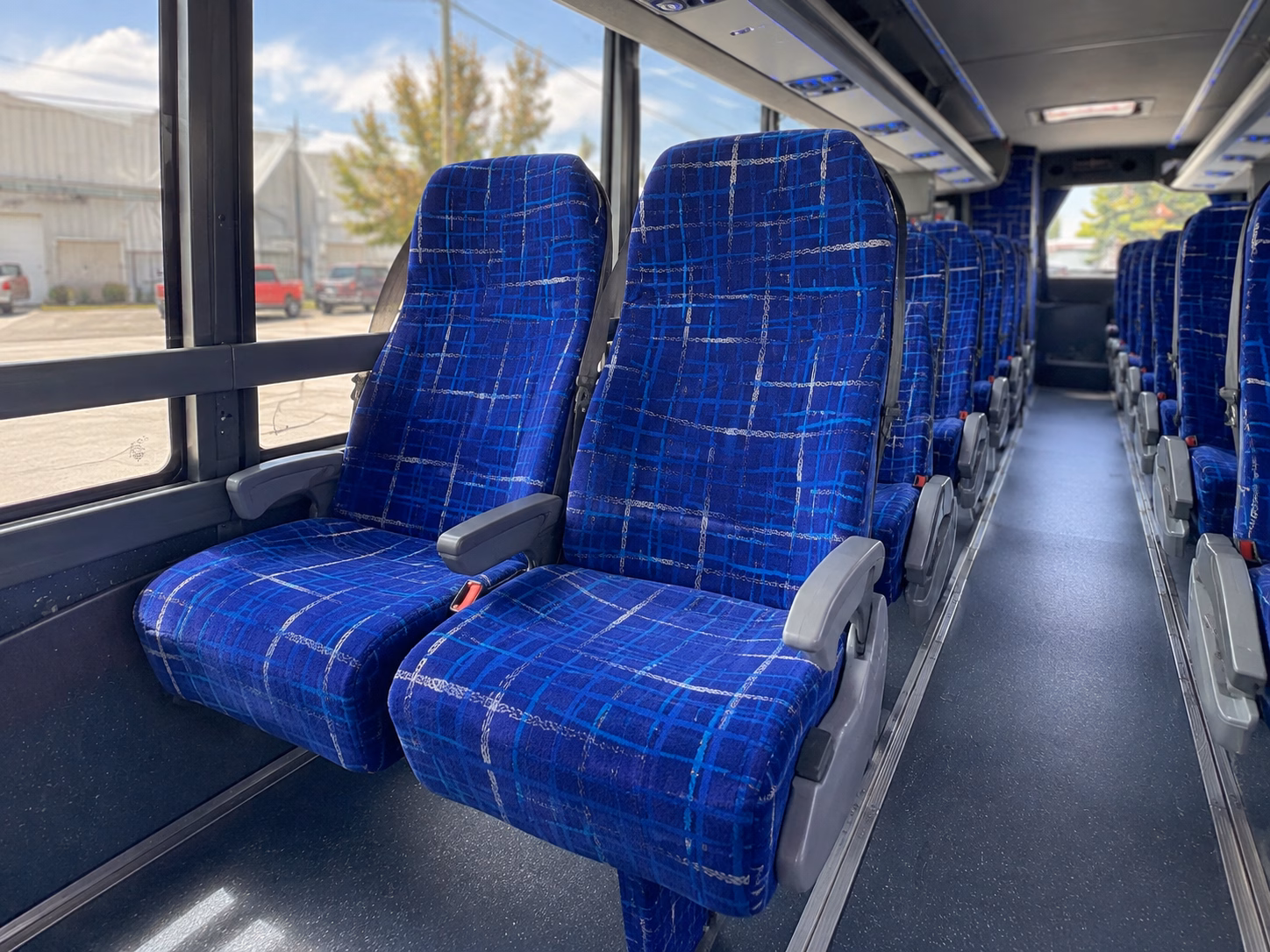 omaha airport shuttles for military and government travel