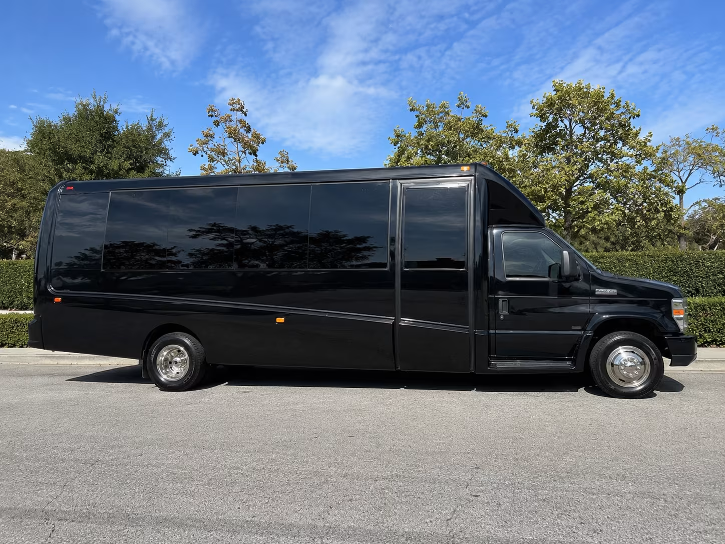 omaha government meeting and conference shuttles