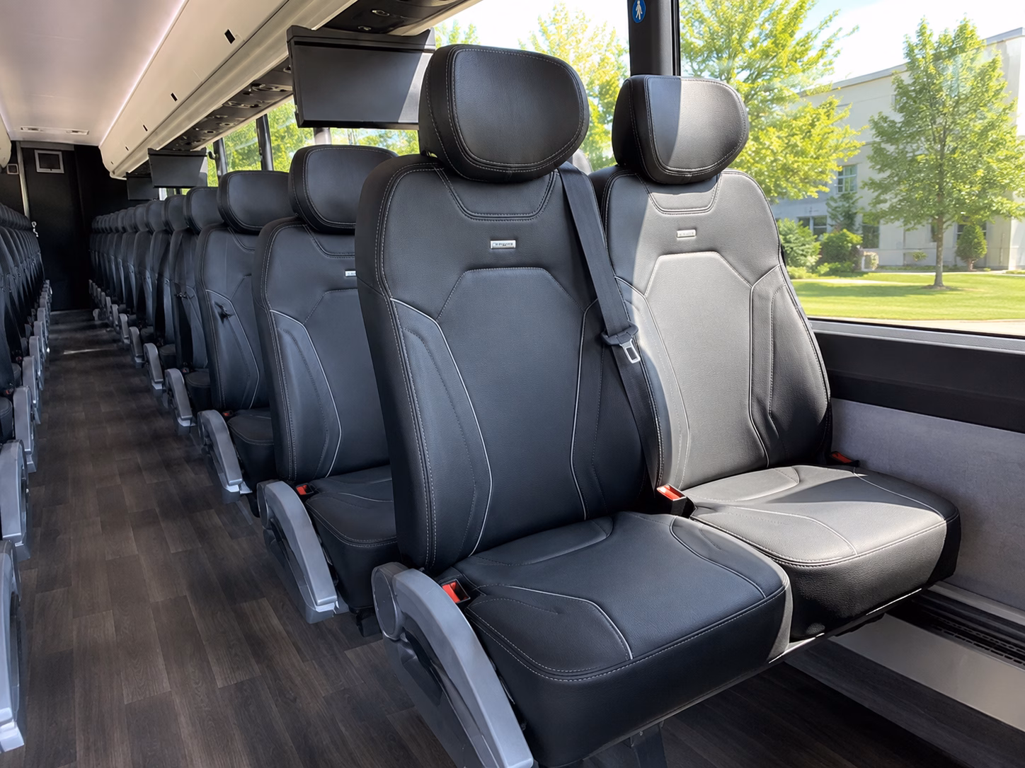 omaha historic tour bus rentals