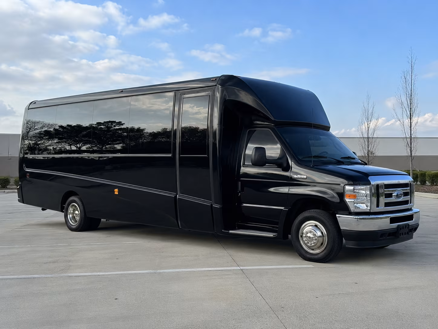 omaha hospital and campus shuttle bus rentals
