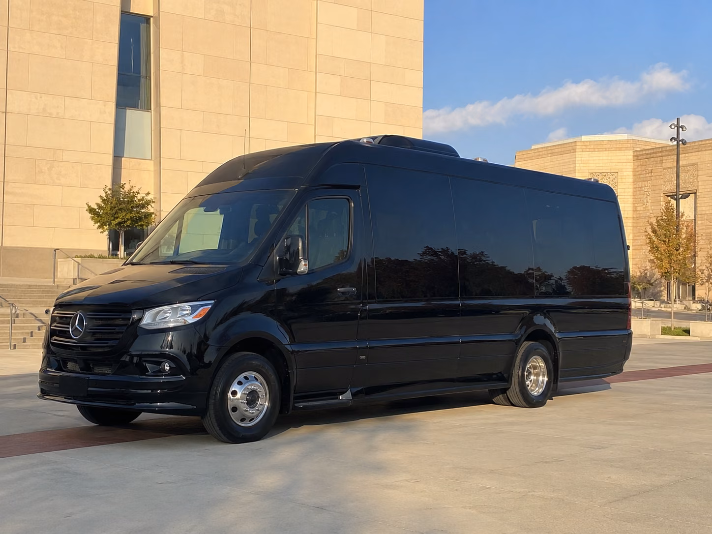 rent a field trip bus to omaha museums and science centers