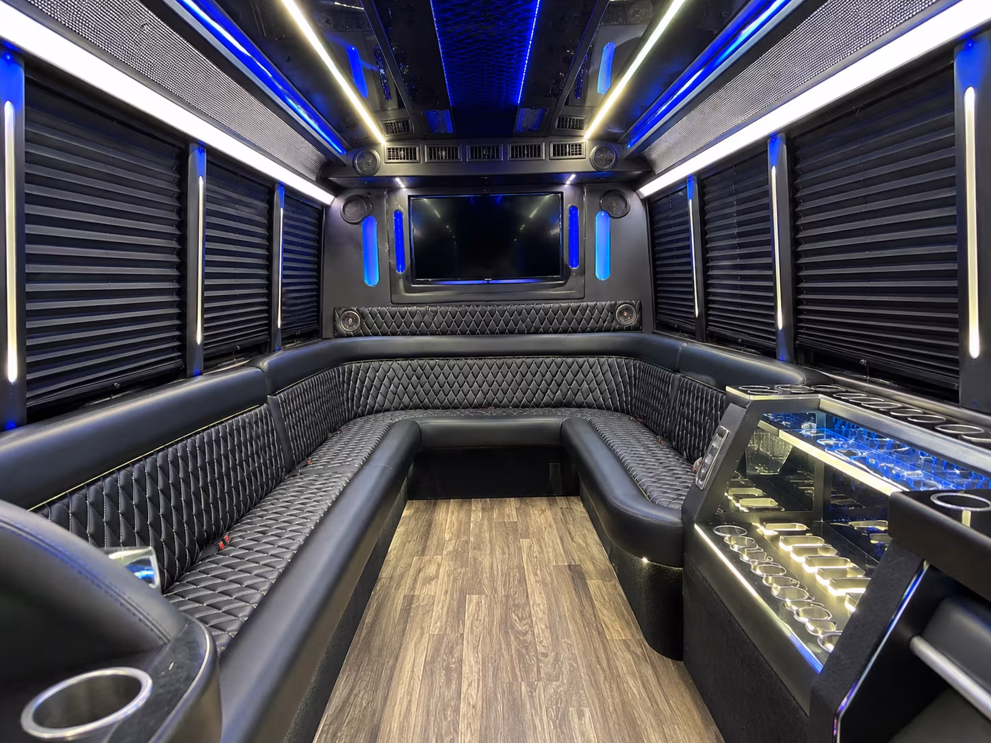 rent an omaha prom party bus or charter bus today